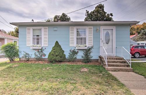 Ste Genevieve House | Cottage with Yard, Walk to Historic Attractions