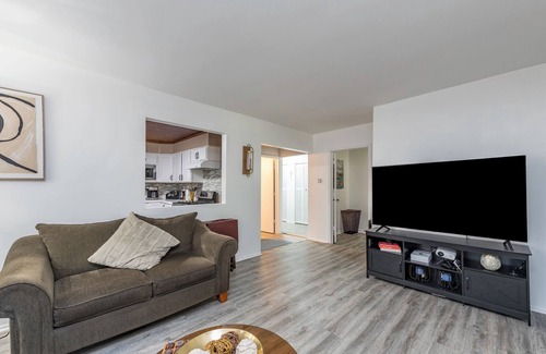 Zion Cottage | Cottingham Cottage – Peaceful Family Retreat Near Great Lakes Naval Base