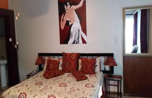 Polokwane Cabin | Country Blue Luxury Guest House