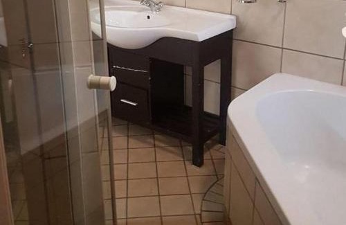 Polokwane Cabin | Country Blue Luxury Guest House