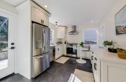 Corte Madera House | Country Club Storybook Home