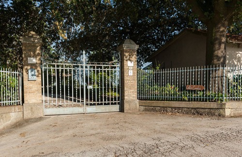 Osimo Villa | COUNTRY COTTAGE 10 KM FROM THE BEACHES OF THE CONERO AND THE CENTER OF THE MARCHE