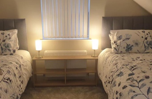 Newry Apartment | Country Cottage close to the city.