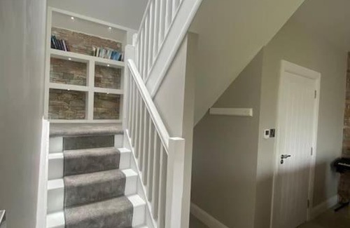 Newry Apartment | Country Cottage close to the city.