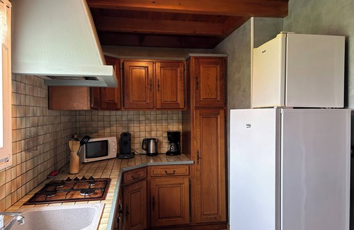 Annoire Villa | Country cottage ideal for family vacations large shady grounds