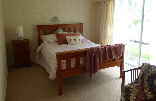 Greytown Other | Country cottage on edge of Greytown