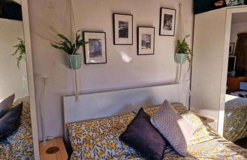 Todmorden House | Country cottage with panoramic views