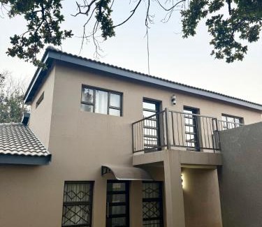 Delmas House | Country Farm House