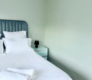 Delmas House | Country Farm House