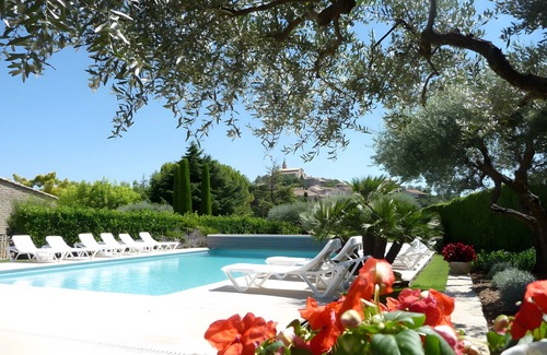 Crillon-le-Brave Cottage | Country House "Le Cyprès"