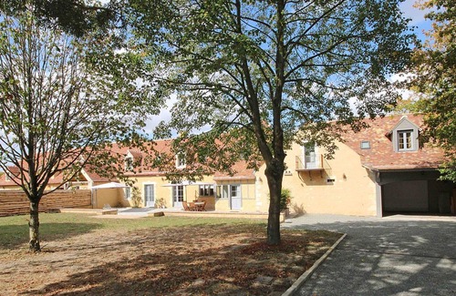 Ceton Cottage | Country house, garden, wifi, pets allowed