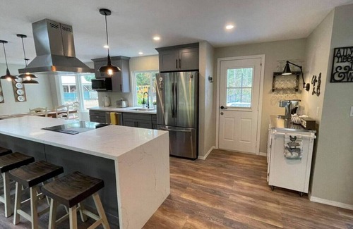 Hobart House | Country House in Maple Valley