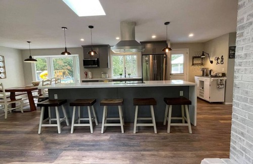 Hobart House | Country House in Maple Valley