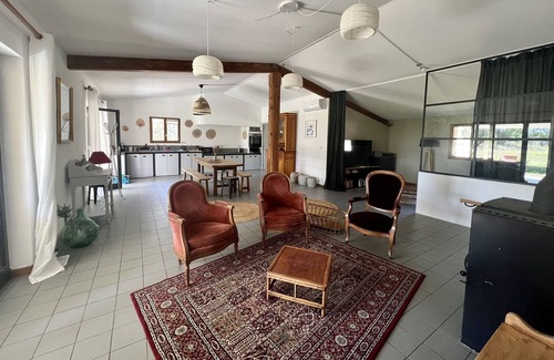 Barbentane Villa | Country house, Montagnette