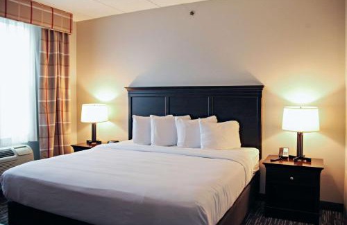Pottsville Hotel | Country Inn & Suites by Radisson, Frackville (Pottsville), PA