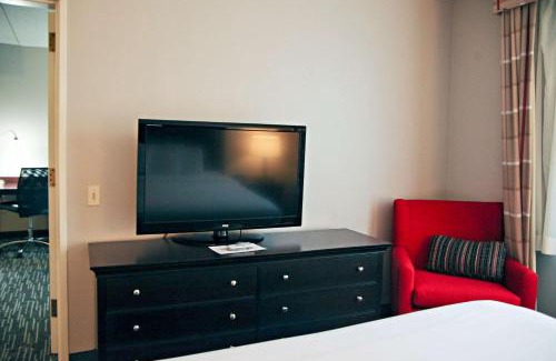 Pottsville Hotel | Country Inn & Suites by Radisson, Frackville (Pottsville), PA