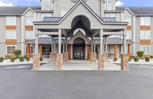 Port Wentworth Hotel | Country Inn & Suites by Radisson, Savannah I-95 North, GA