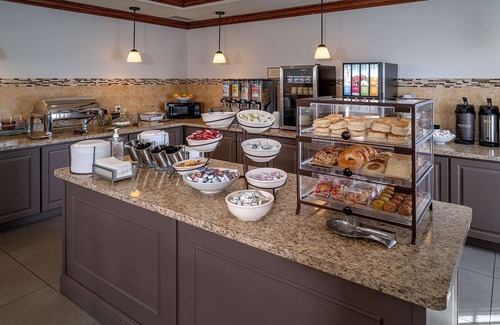 Tad Hotel | Country Inn & Suites by Radisson, Charleston South, WV