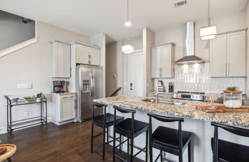 Nashville House | Country Music Themed Goodrich Ave by SkyRun Nashville