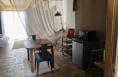 Fourques Bed & Breakfast | Country property on the outskirts of Arles