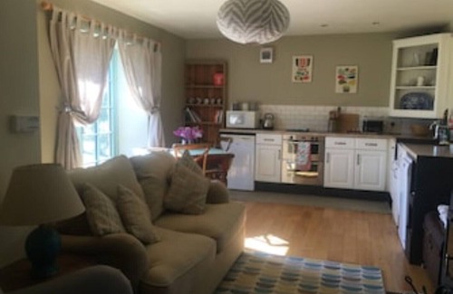 Malltraeth Cottage | Country retreat on Anglesey, North Wales.