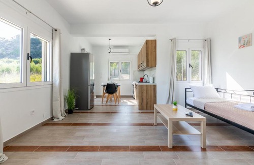 Malevizi Villa | Country Villa Ifigeneia