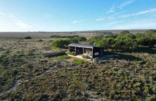Baardskeerdersbos House | Countryside Container Home