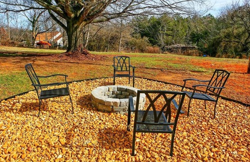 Boger City House | Countryside Lodge with Open Floorplan