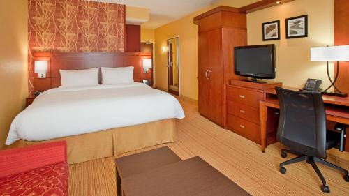Cranberry Township Hotel | Courtyard by Marriott Pittsburgh North/Cranberry Woods