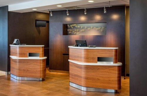 Andover Hotel | Courtyard by Marriott Boston Andover