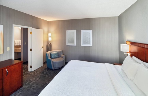 Blue Ash Hotel | Courtyard by Marriott Cincinnati Blue Ash