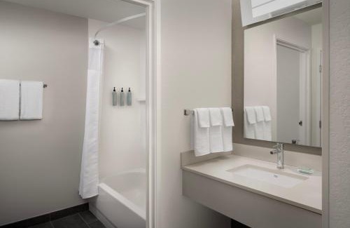 Beavercreek Hotel | Courtyard by Marriott Dayton Beavercreek