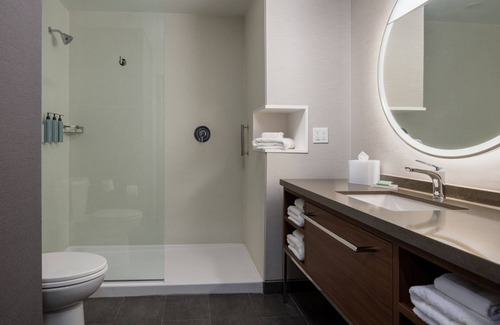 Olympia Hotel | Courtyard By Marriott Olympia