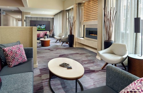 Raleigh Hotel | Courtyard by Marriott Raleigh Midtown