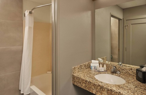 Southport Hotel | Courtyard by Marriott Indianapolis South