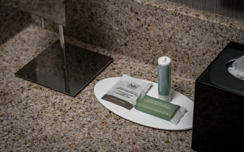 Winchester Hotel | Courtyard by Marriott Winchester Medical Center