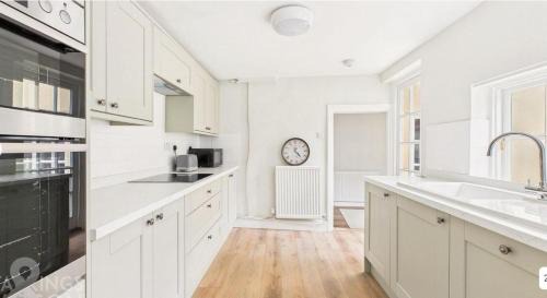 Diss House | Courtyards, 9 Mount street,Diss