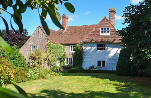 Cowbeech House | Cowbeech Farm Cottage