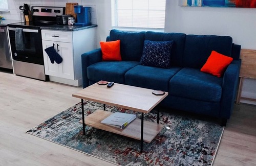 Chattanooga Apartment | Cozy 1 bed 1 bath duplex- Downtown Chattanooga