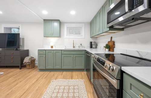 Roswell Apartment | Cozy 1-bedroom apartment in historic downtown Roswell