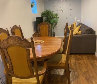 Bramalea Apartment | Cozy 1-Bedroom Basement Apartment