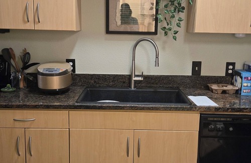 Gaslamp Quarter Condo | Cozy 1-bedroom condo in the heart of San Diego Gaslamp District Downtown