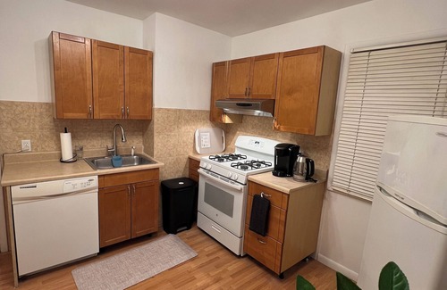 Valley Stream Apartment | Cozy 1-BR apartment in charming Valley Stream and optional car rental on site.