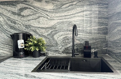 Ratchadaphisek Apartment | Cozy 1BD at CBD, Central Rama 9, Jodd Fairs, Free Hi-Speed Wifi, kid-friendly