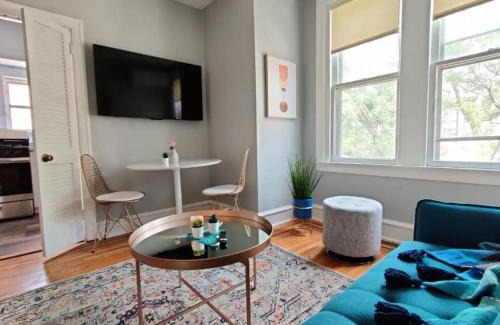 Center City Apartment | Cozy 1BDR In Center City Philly Hosted By StayRafa