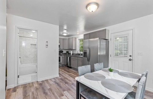 Hopewell Apartment | $ Cozy 1BR 1BA Apartment: Near Fort Gregg-Adams $