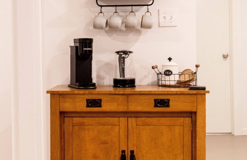 Columbia Heights Apartment | Cozy 1BR/1BA in the heart of vibrant DC