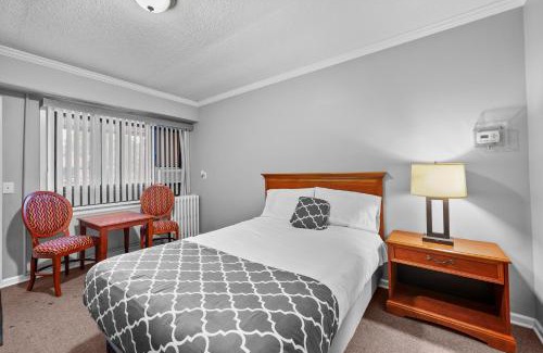 Riverview Apartment | Cozy 1BR Apt AC Parking Brownstown