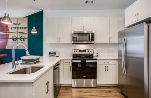 Riverside Apartment | Cozy 1BR in Austin Riverside 1356