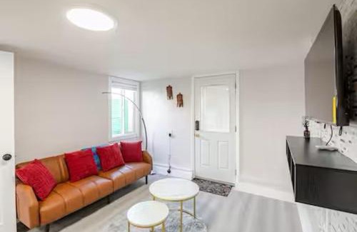 Oakland Apartment | Cozy 1BR near OAK Airport